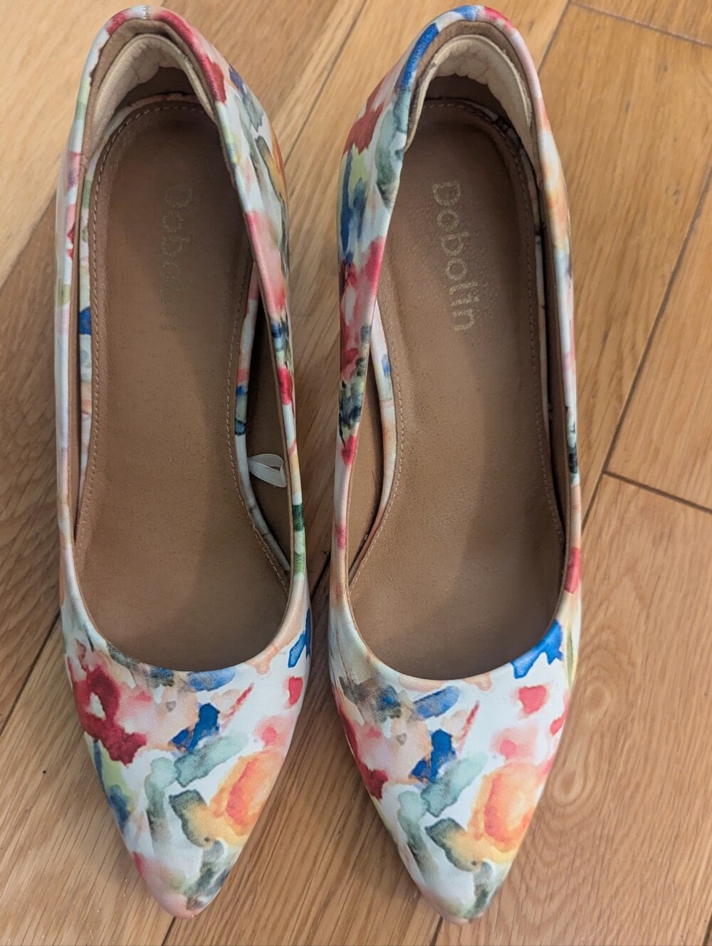 Floral Pointed-Toe Women's Flats in Multi-Color